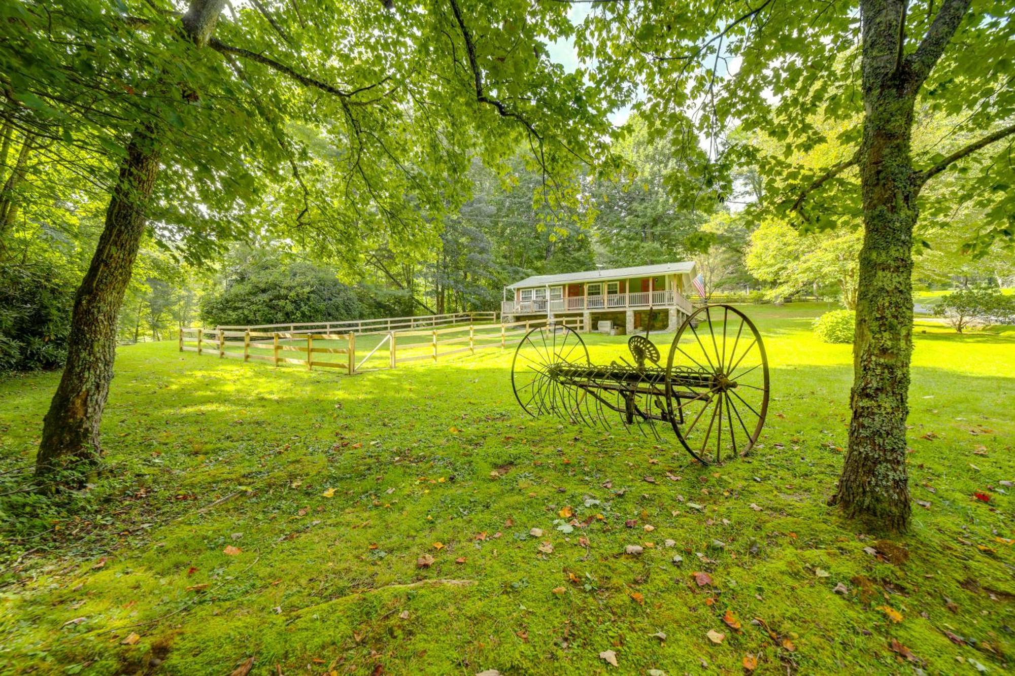 Fun Pet-Friendly Highlands Retreat With Fenced Yard! Villa Exterior foto